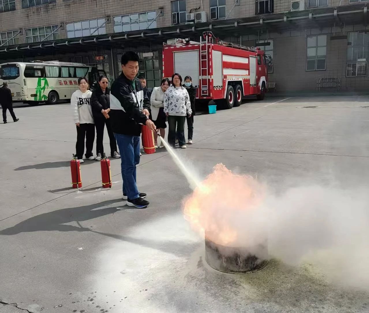 0499242c39c4616bd8dcba54d4b49733.jpg 0499242c39c4616bd8dcba54d4b49733.jpg